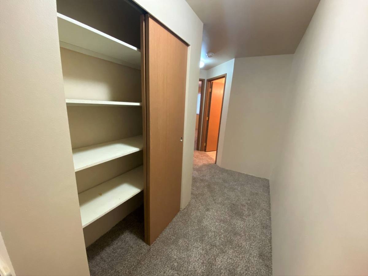 Apartment for rent at 804 E Juniper Ave, Ellensburg, WA 98926