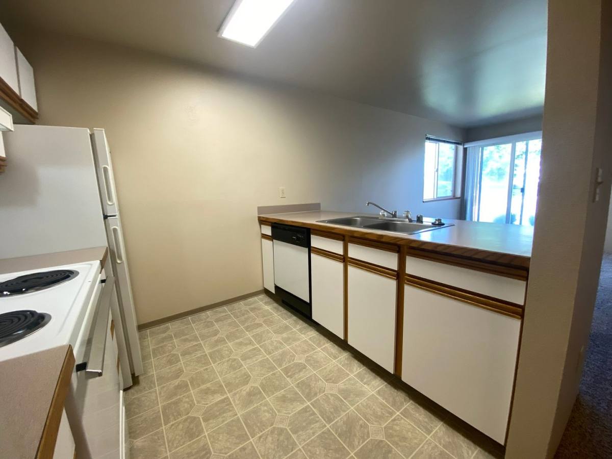 Apartment for rent at 804 E Juniper Ave, Ellensburg, WA 98926
