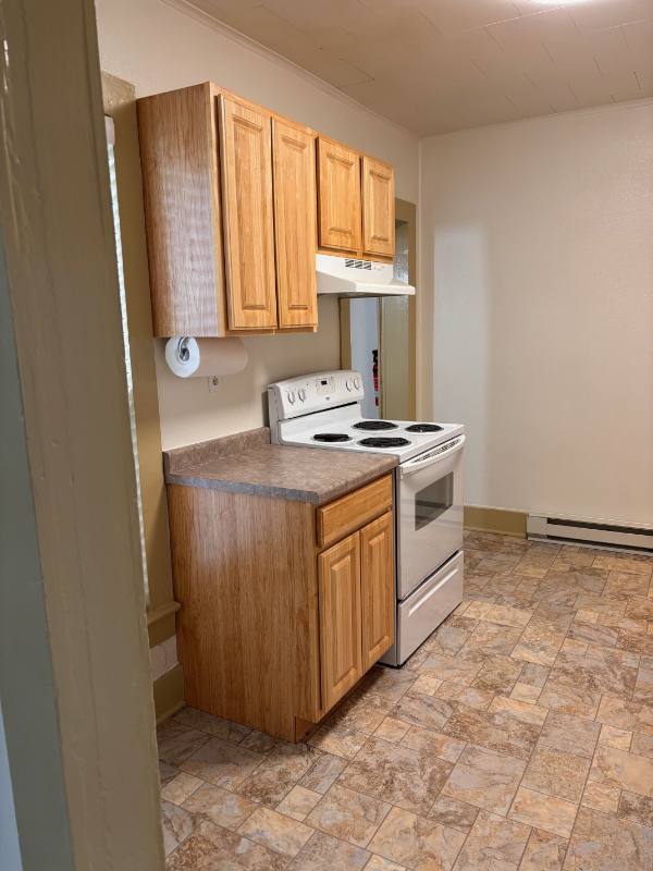 House for rent at 1430 E Lyndale Ave, Helena, MT 59601