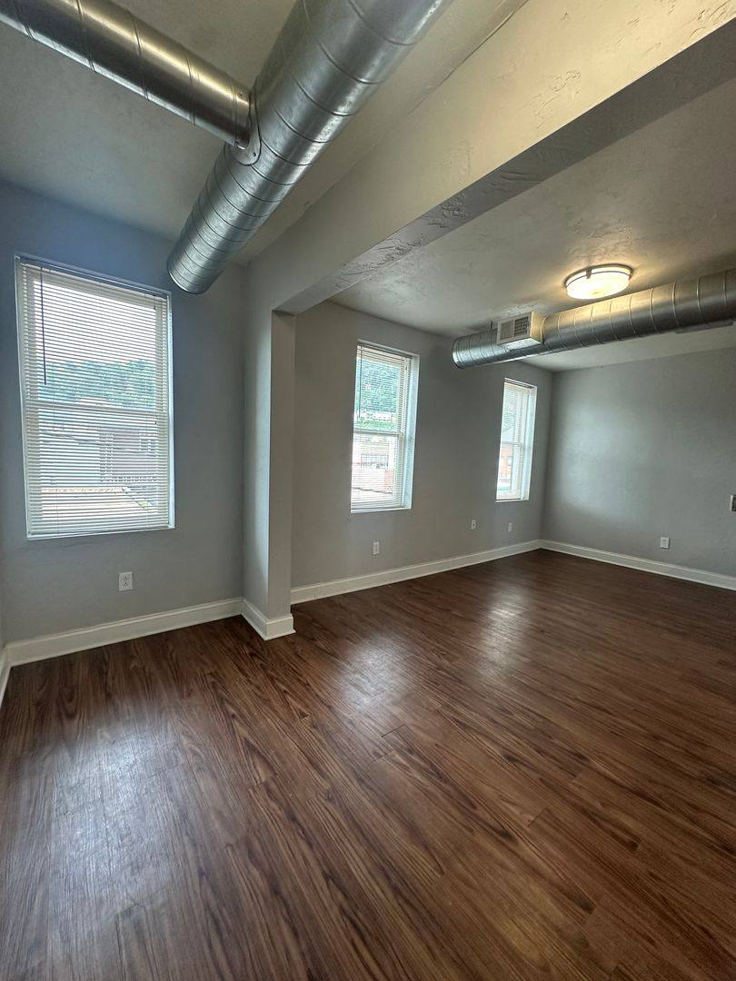 Apartment for rent at 1021 E Carson St, Pittsburgh, PA 15203
