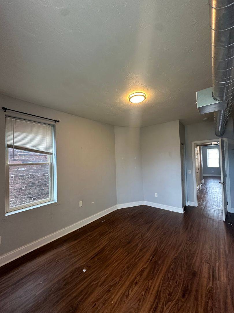 Apartment for rent at 1021 E Carson St, Pittsburgh, PA 15203