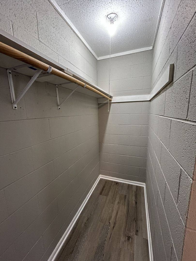 Apartment for rent at 1411 S Broadway, Pittsburg, KS 66762