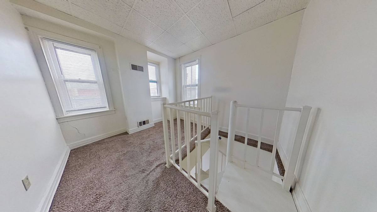 Apartment for rent at 202 E King St, York, PA 17403