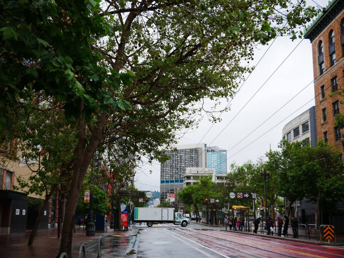 Condo for rent at 1075 Market St, San Francisco, CA 94103