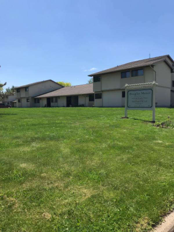 Apartment for rent at 902 S Douglas St #103, Lamberton, MN 56152