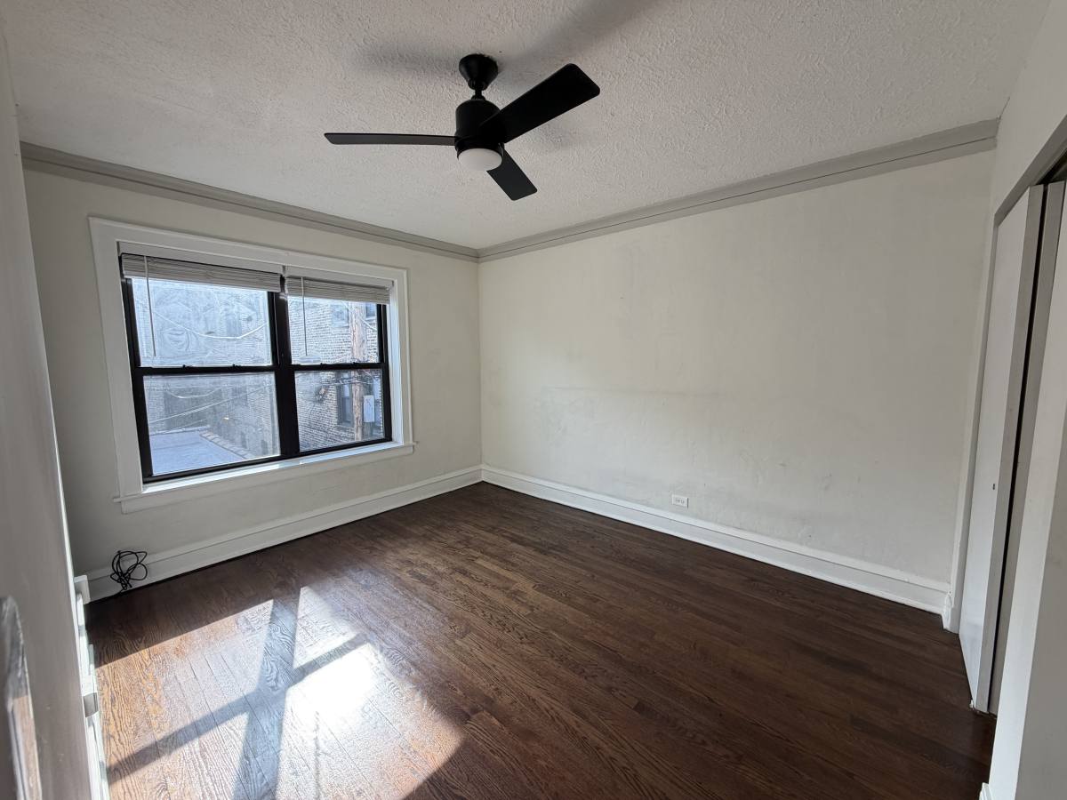 Apartment for rent at 55095 N Lincoln #2S, Chicago, IL 60625