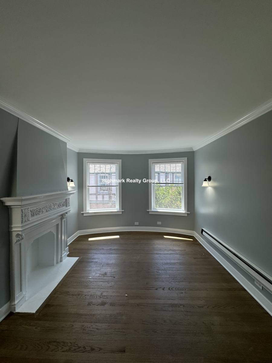 Apartment for rent at 918 Green Bay Rd #C3, Winnetka, IL 60093