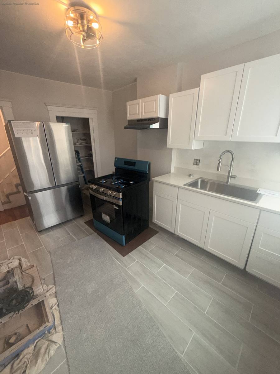 Apartment for rent at 85 Copeland St, Quincy, MA 02169
