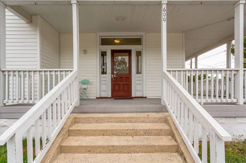 Apartment for rent at 600 E Main St #6-2, Waynesboro, VA 22980