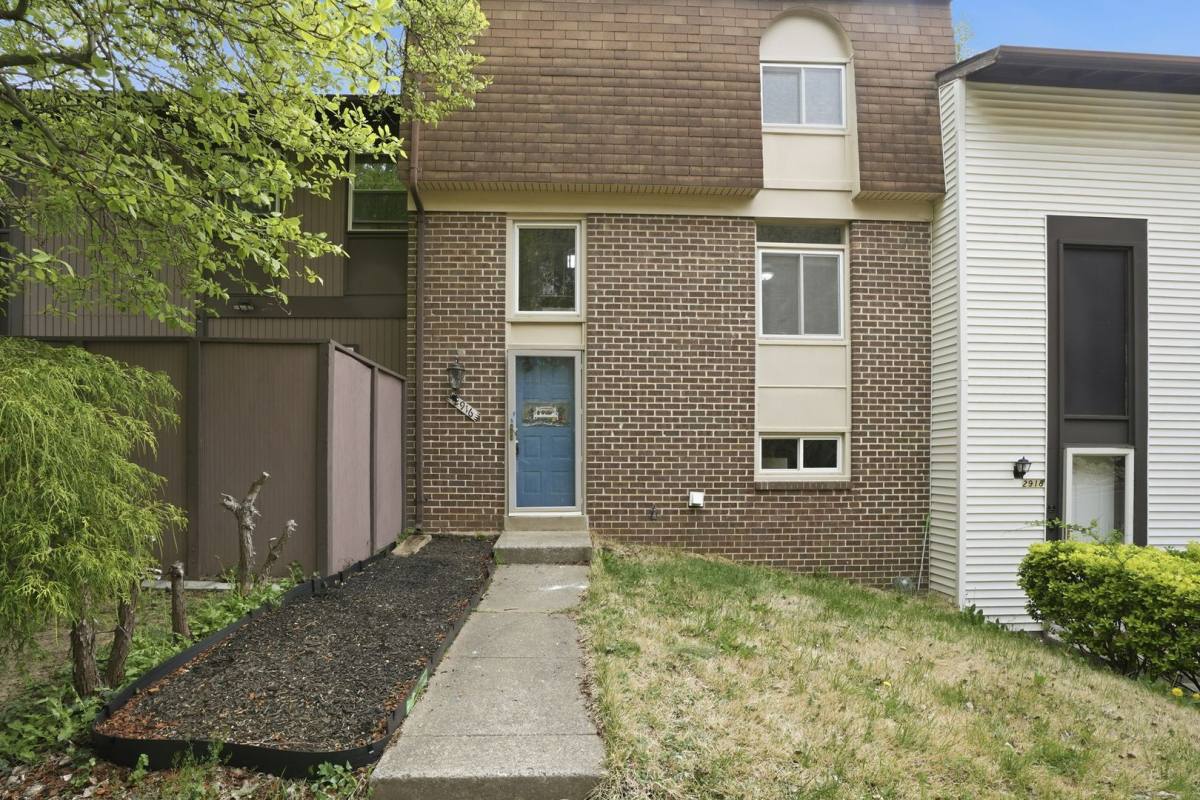 Townhouse for rent at 2916 Cantania Place, Woodbridge, VA 22192