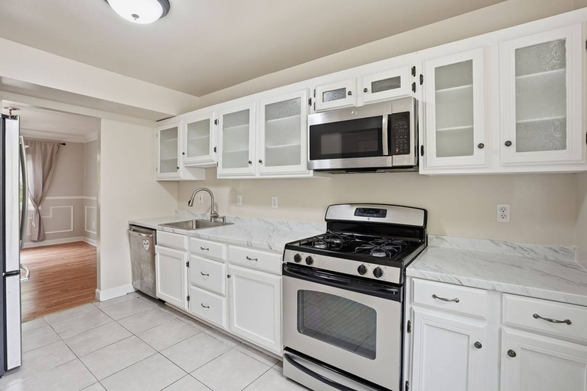 Townhouse for rent at 2916 Cantania Place, Woodbridge, VA 22192