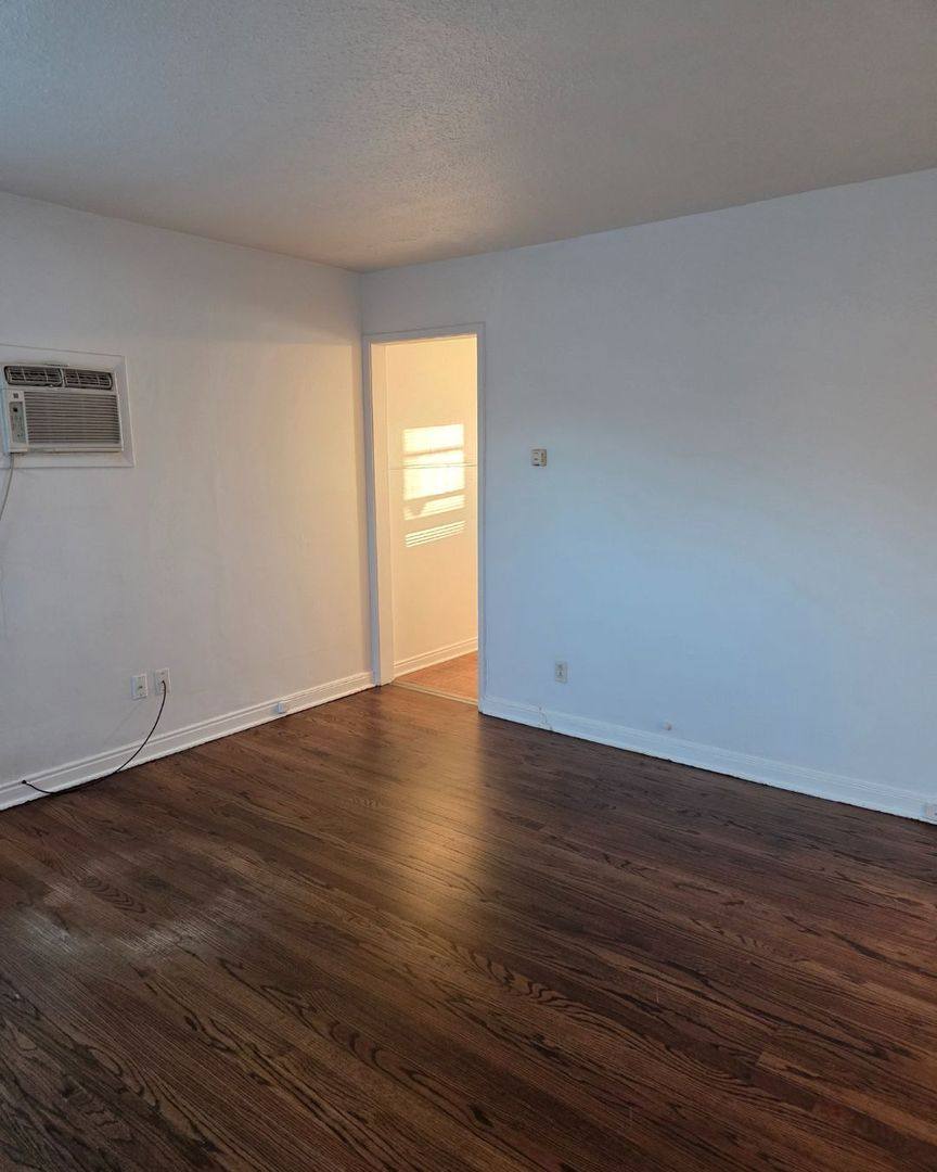 Apartment for rent at 1658 - 1660 N Payne, Wichita, KS 67203