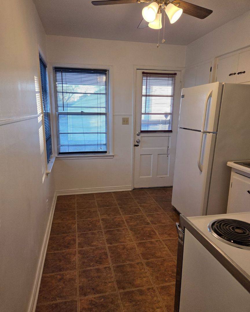 Apartment for rent at 1658 - 1660 N Payne, Wichita, KS 67203