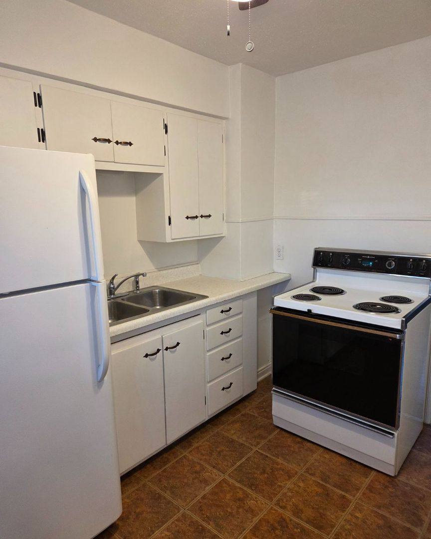 Apartment for rent at 1658 - 1660 N Payne, Wichita, KS 67203