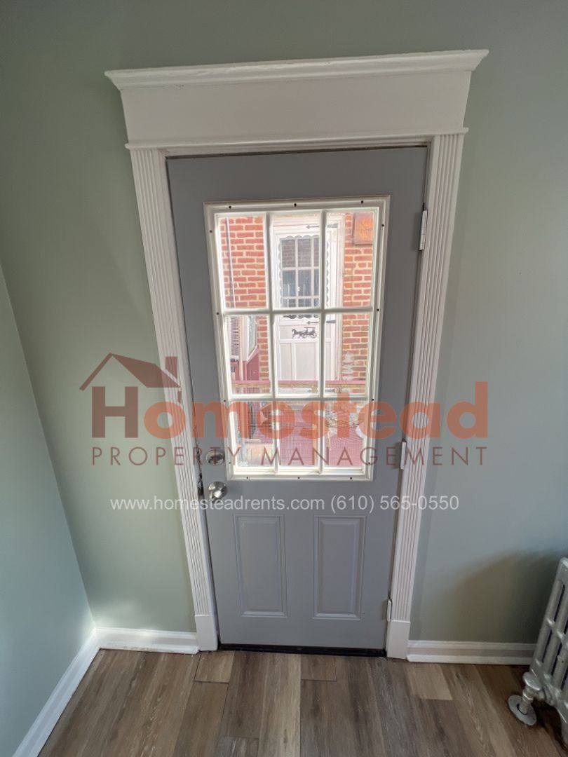House for rent at 430 Glendale Rd, Upper Darby, PA 19082