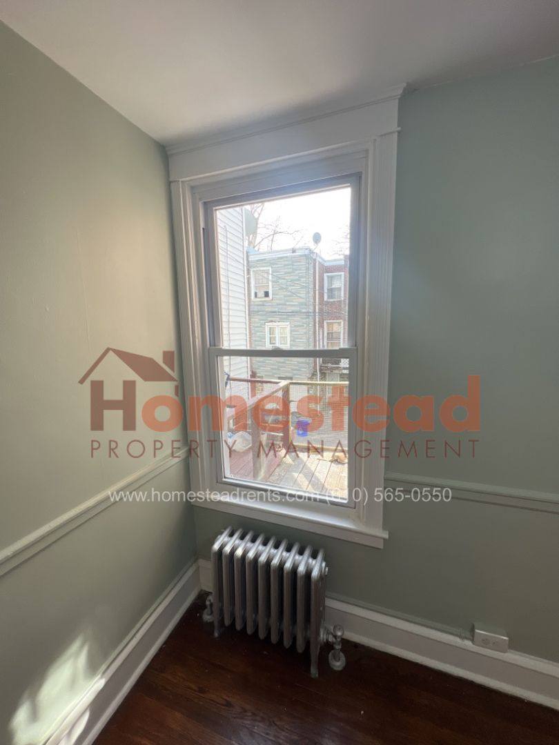 House for rent at 430 Glendale Rd, Upper Darby, PA 19082