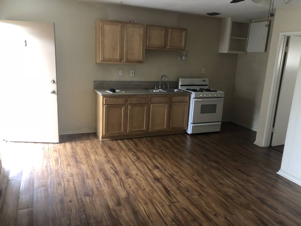 Apartment for rent at 1336 E Hellman St, Long Beach, CA 90813