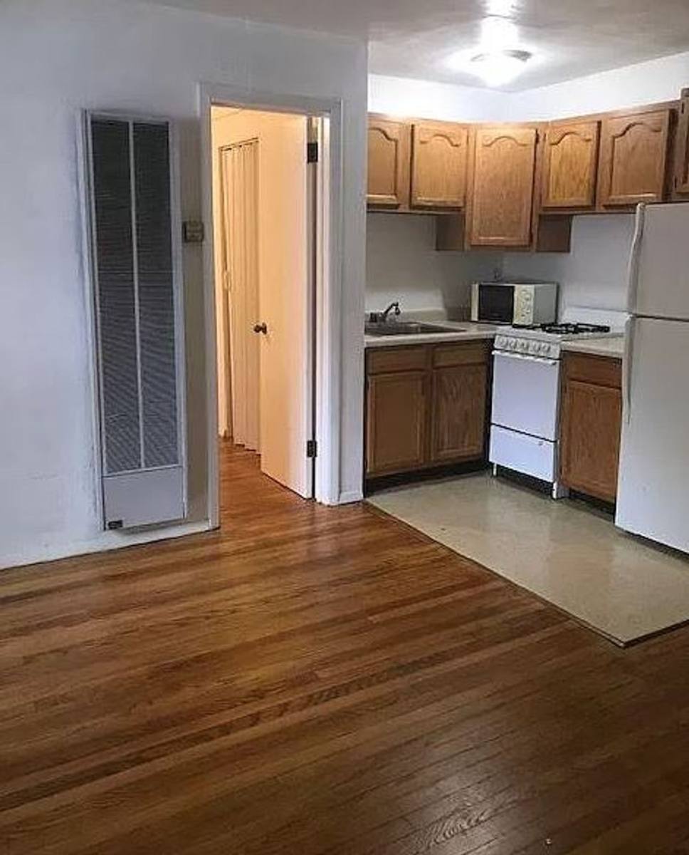 Apartment for rent at 1211 W Church St, Champaign, IL 61821