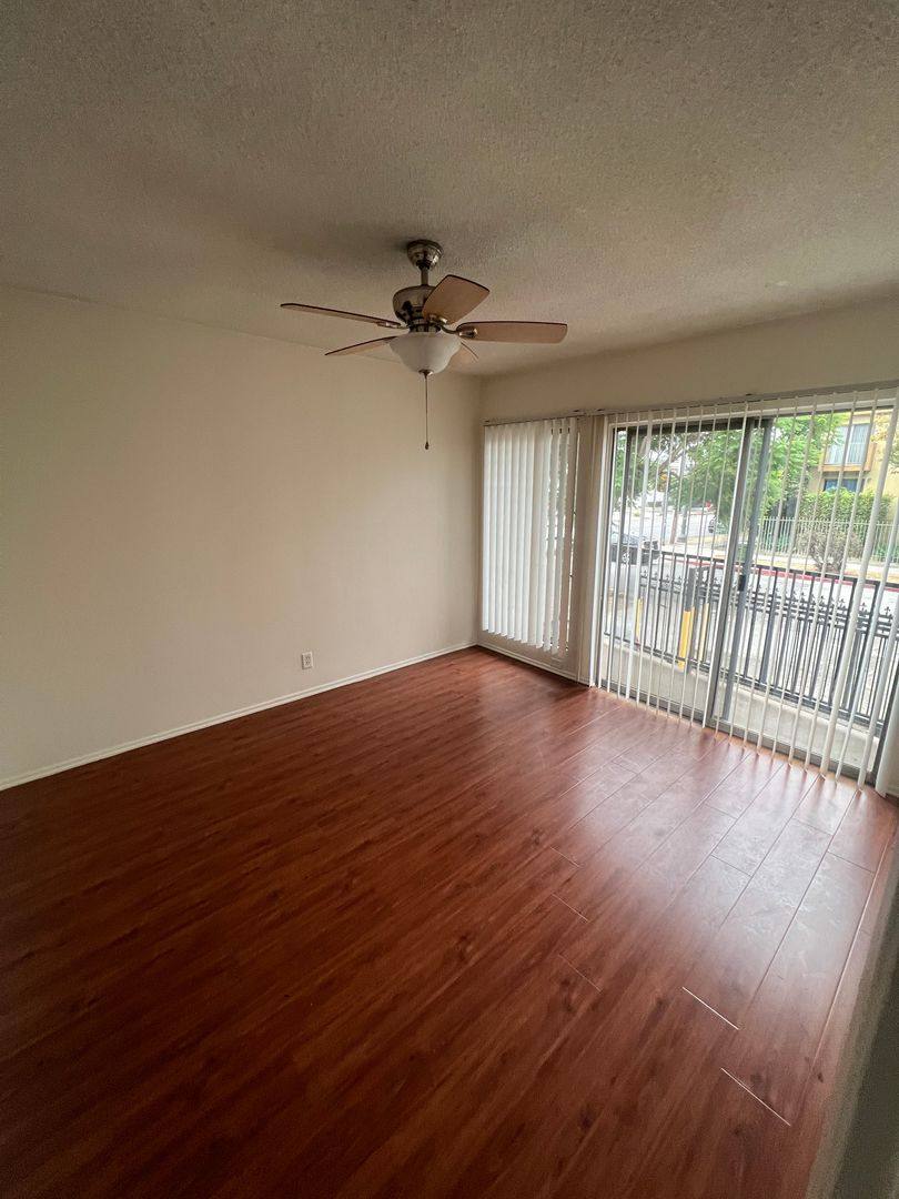 Apartment for rent at 3945 W 8th St, Los Angeles, CA 90005