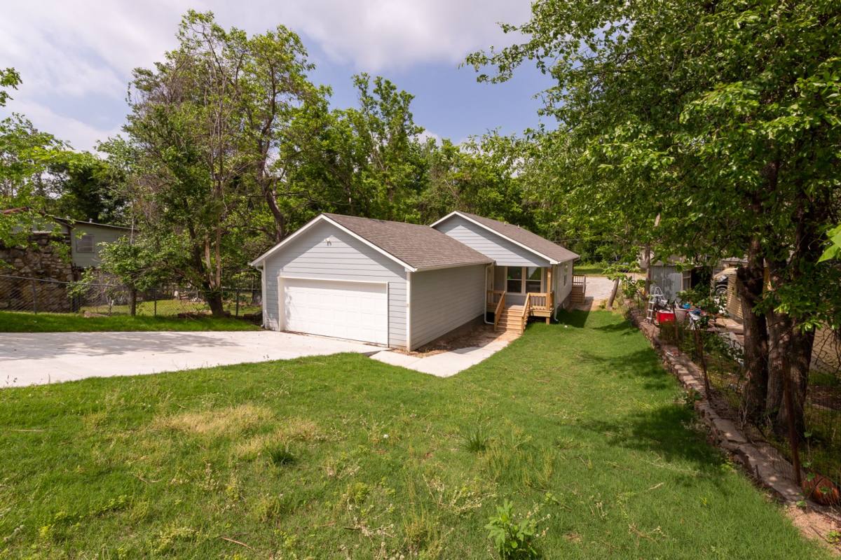 House for rent at 808 N Franklin Ave, Sand Springs, OK 74063