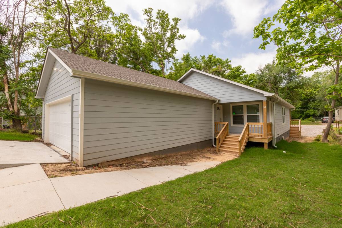 House for rent at 808 N Franklin Ave, Sand Springs, OK 74063