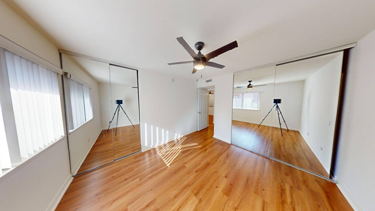 Apartment for rent at 22833 Vanowen St, West Hills, CA 91307