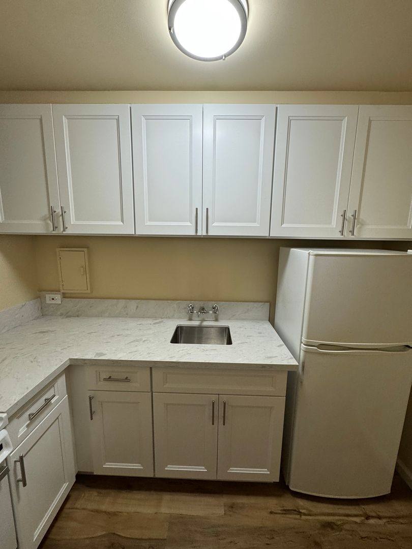 Apartment for rent at 1350 Kinau St, Honolulu, HI 96814
