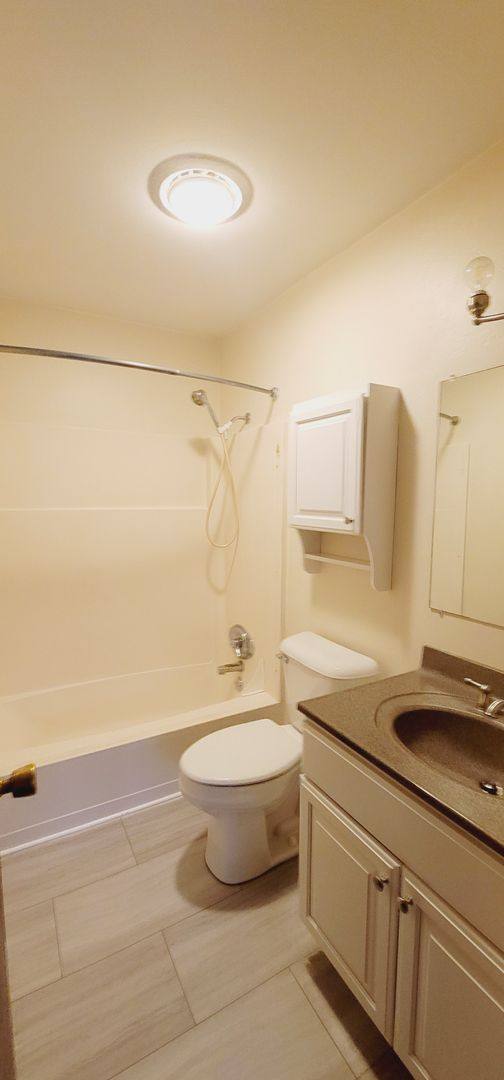 Apartment for rent at 8578 Kirsch Rd, Erie, PA 16510
