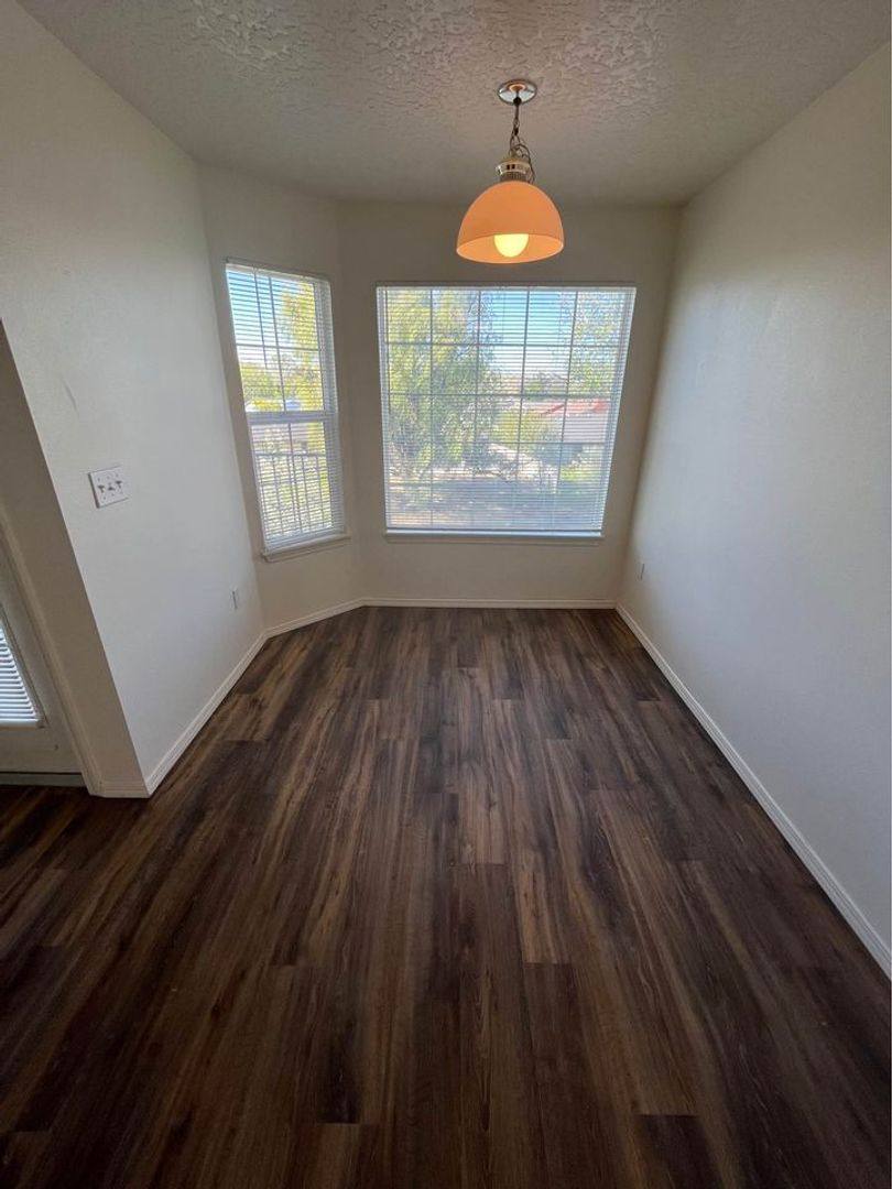 Apartment for rent at 2324 Sunnybrook Dr, Nampa, ID 83686