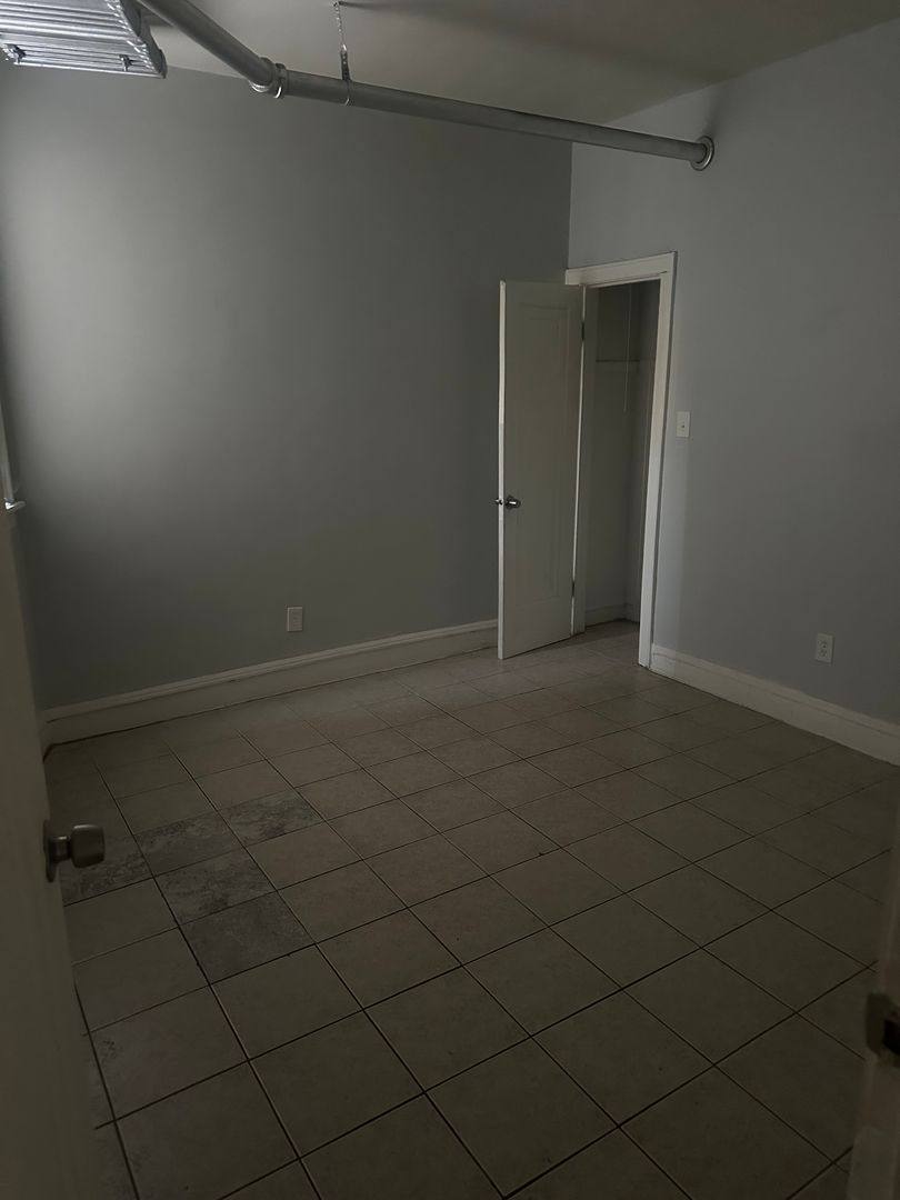 Apartment for rent at 8050-56 S Champlain Ave, Chicago, IL 60619