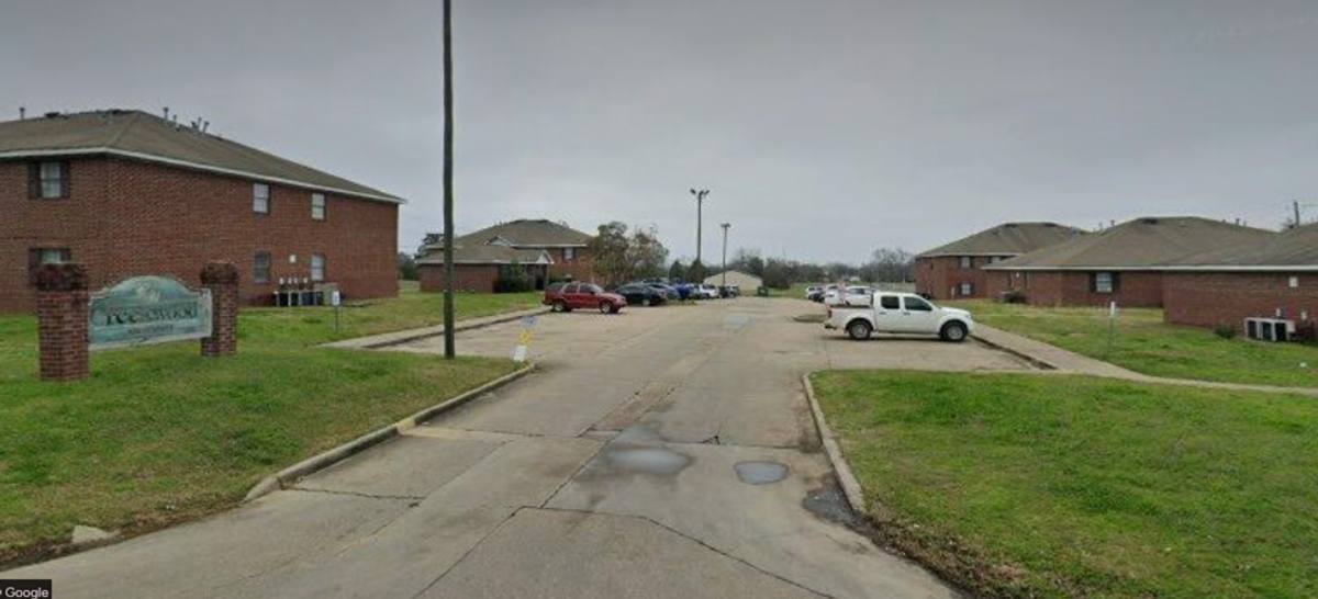 Apartment for rent at 601 E Boundary St, Demopolis, AL 36732