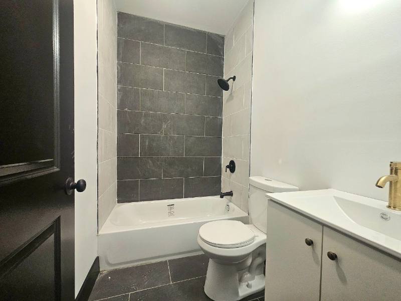 Apartment for rent at 11 Thomas St #1, Newark, NJ 07114
