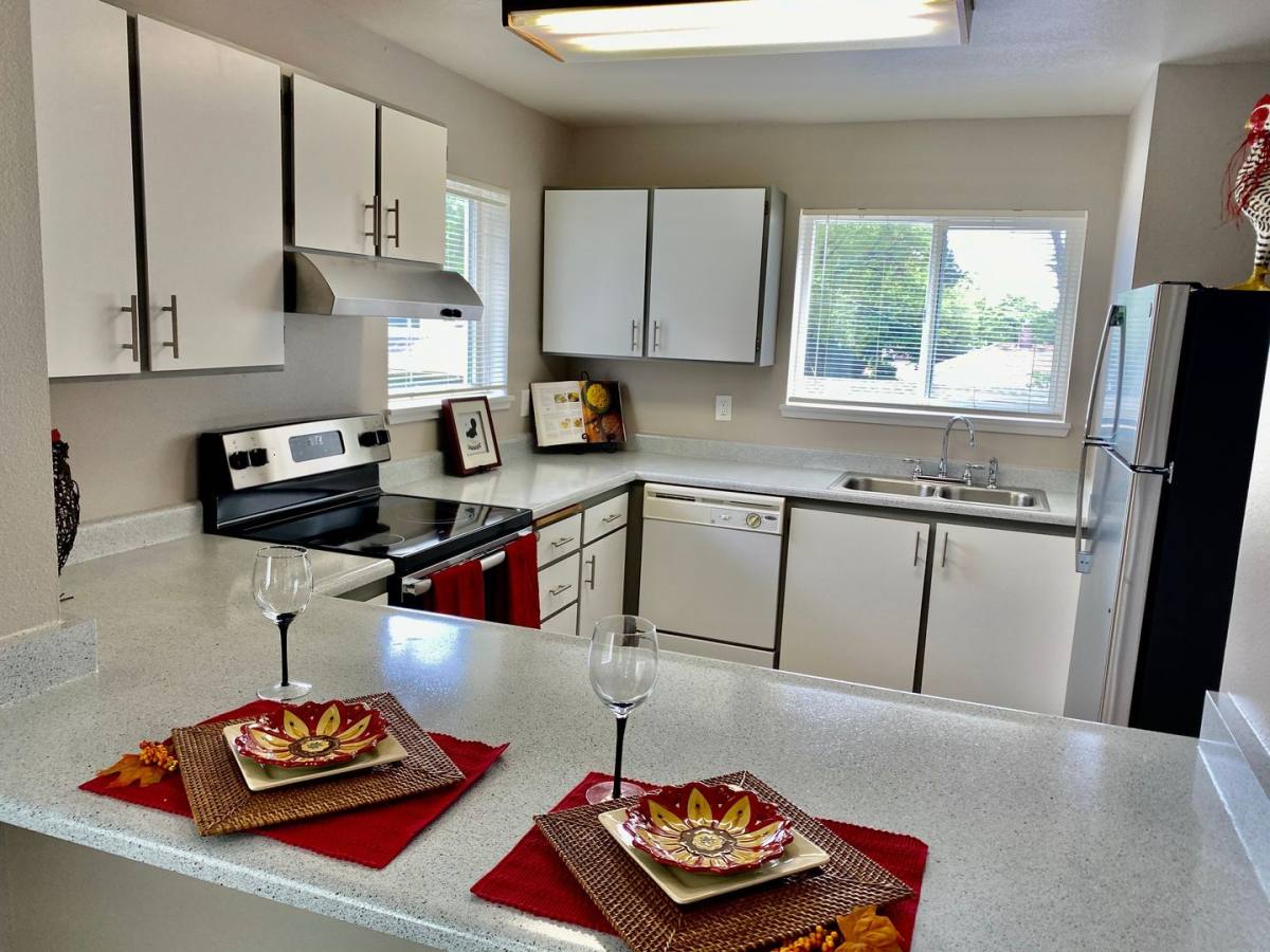 Apartment for rent at 4410 SW 107th Ave, Beaverton, OR 97005