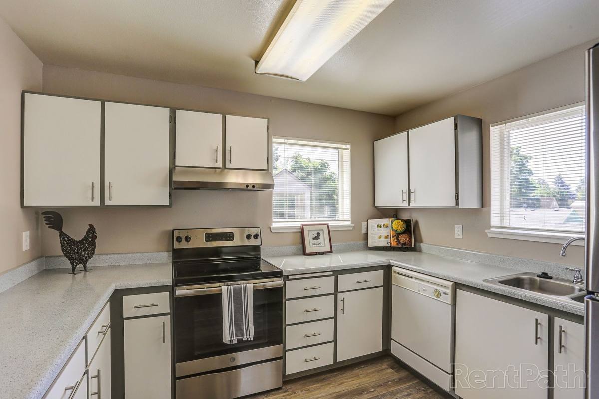 Apartment for rent at 4410 SW 107th Ave, Beaverton, OR 97005