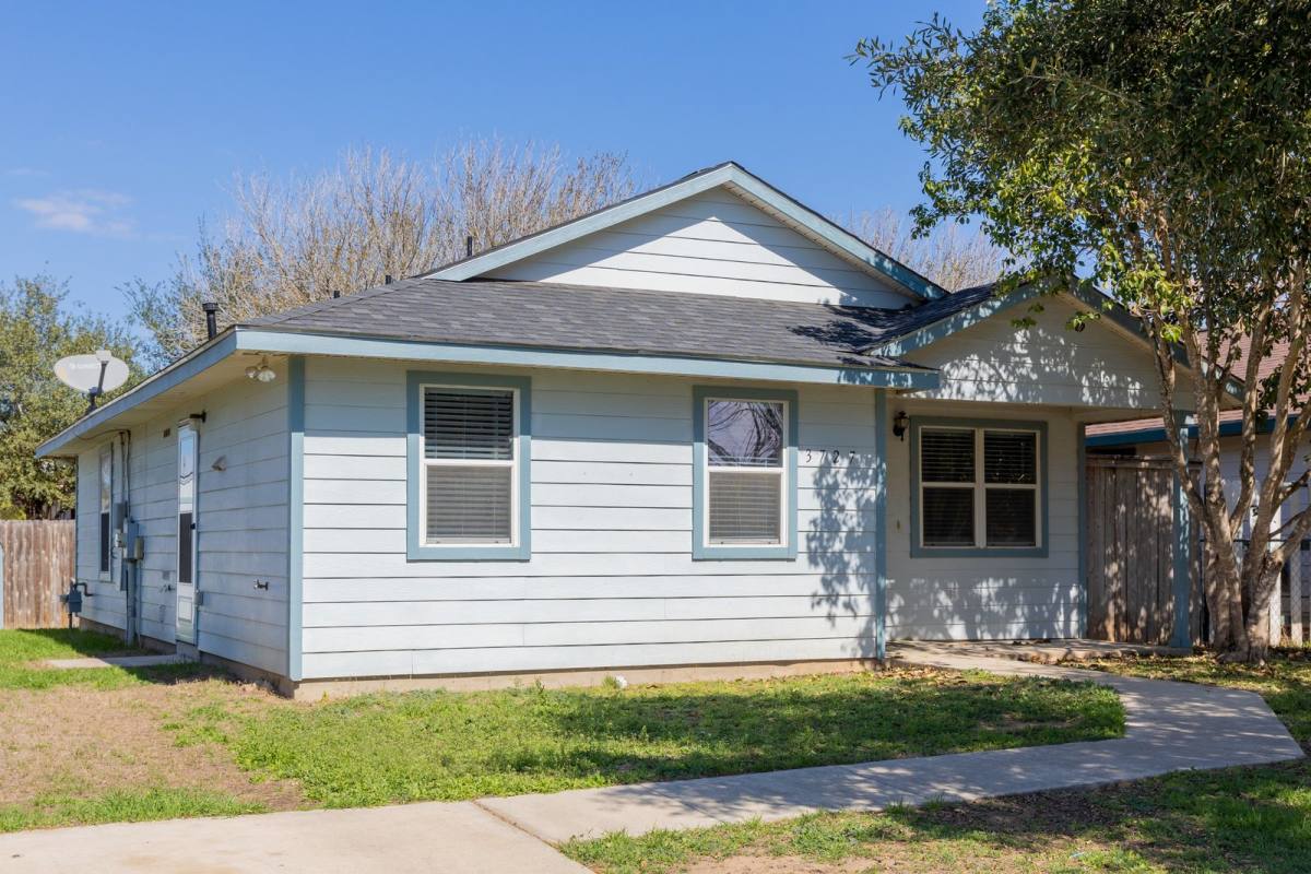House for rent at 3727 Aragon Dr, San Antonio, TX 78211