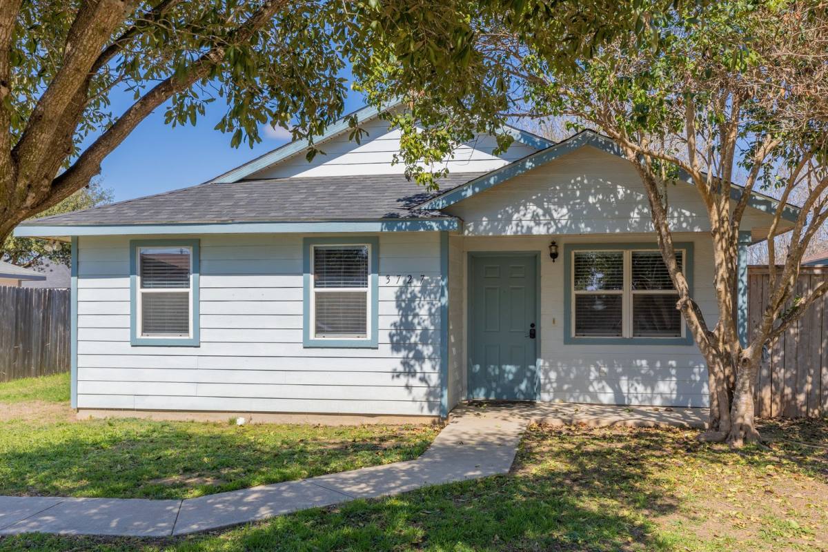 House for rent at 3727 Aragon Dr, San Antonio, TX 78211