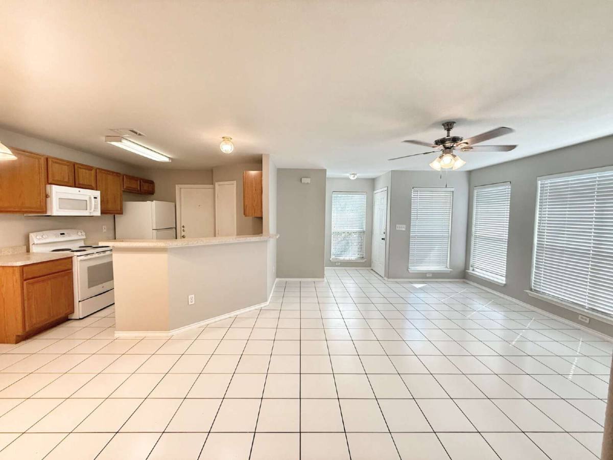 Townhouse for rent at 2754 FM #1044, New Braunfels, TX 78130