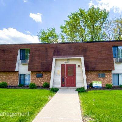 Apartment for rent at 2402 Marquette St #14, Peru, IL 61354