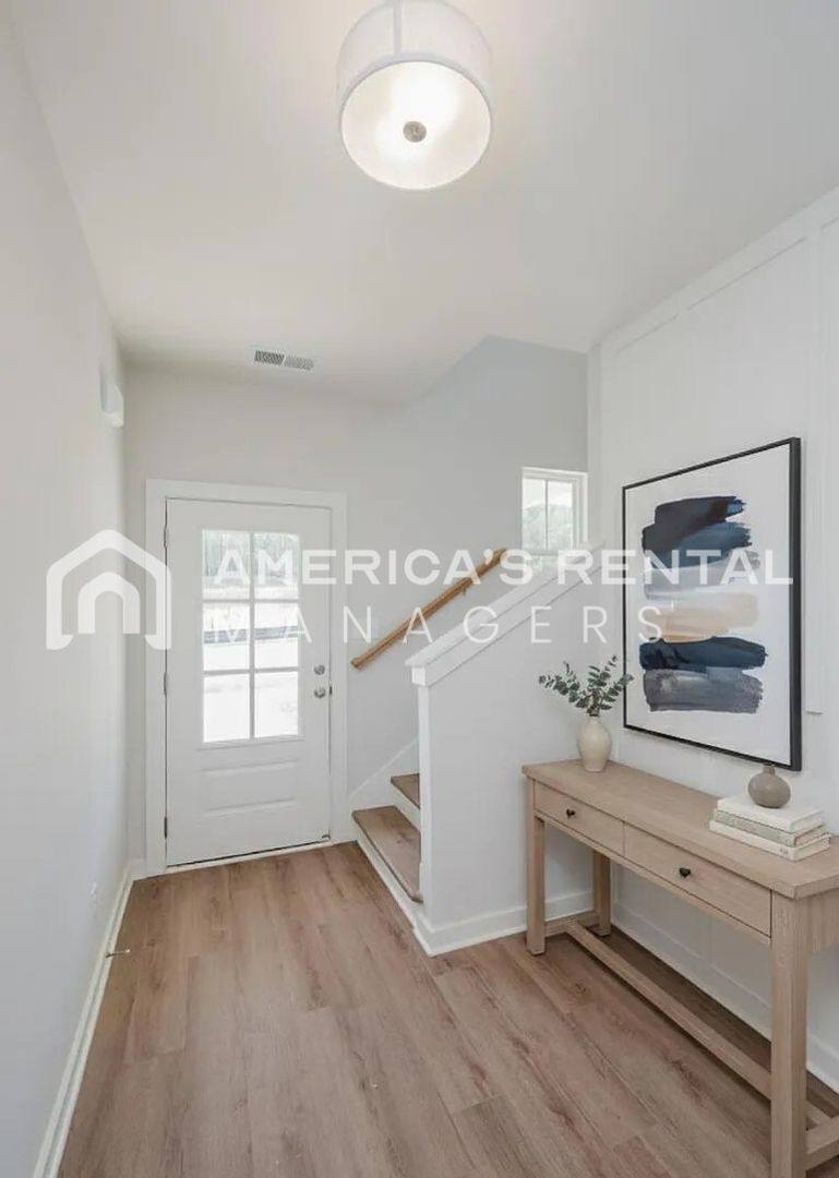 Townhouse for rent at 1009 Grand River Blvd W, Leeds, AL 35094