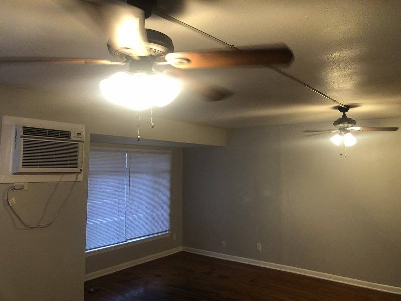 House for rent at 215 Edna Ave, San Antonio, TX 78220