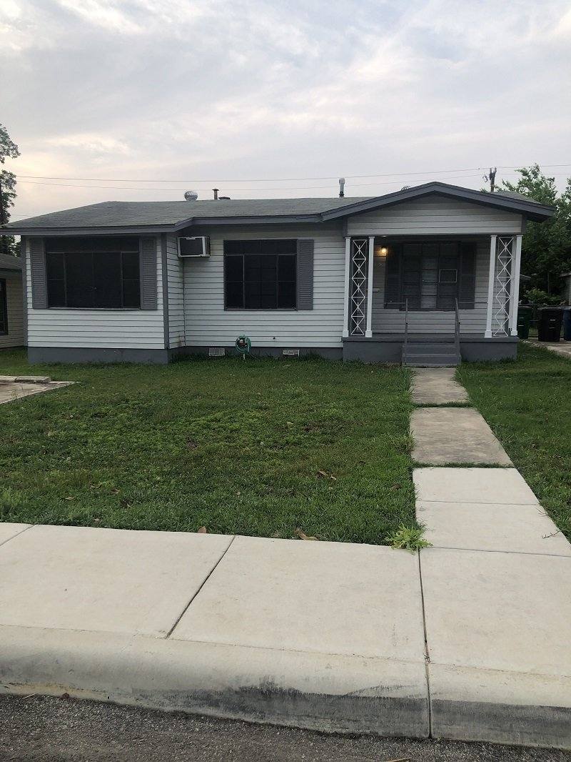 House for rent at 215 Edna Ave, San Antonio, TX 78220