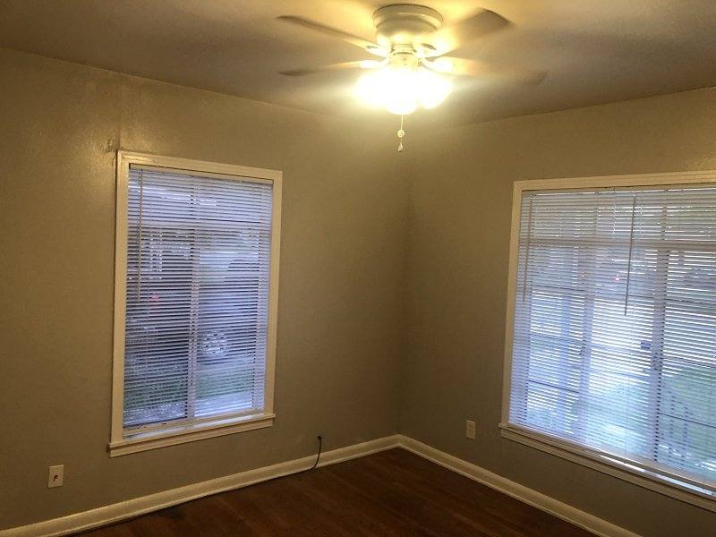 House for rent at 215 Edna Ave, San Antonio, TX 78220