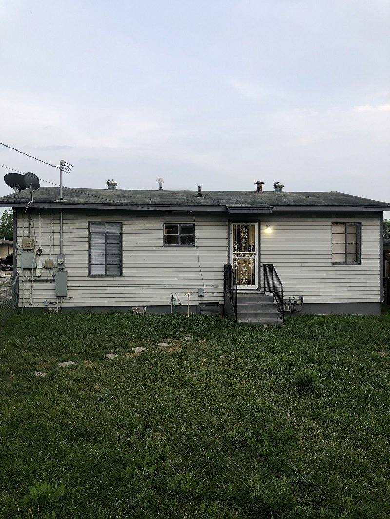 House for rent at 215 Edna Ave, San Antonio, TX 78220