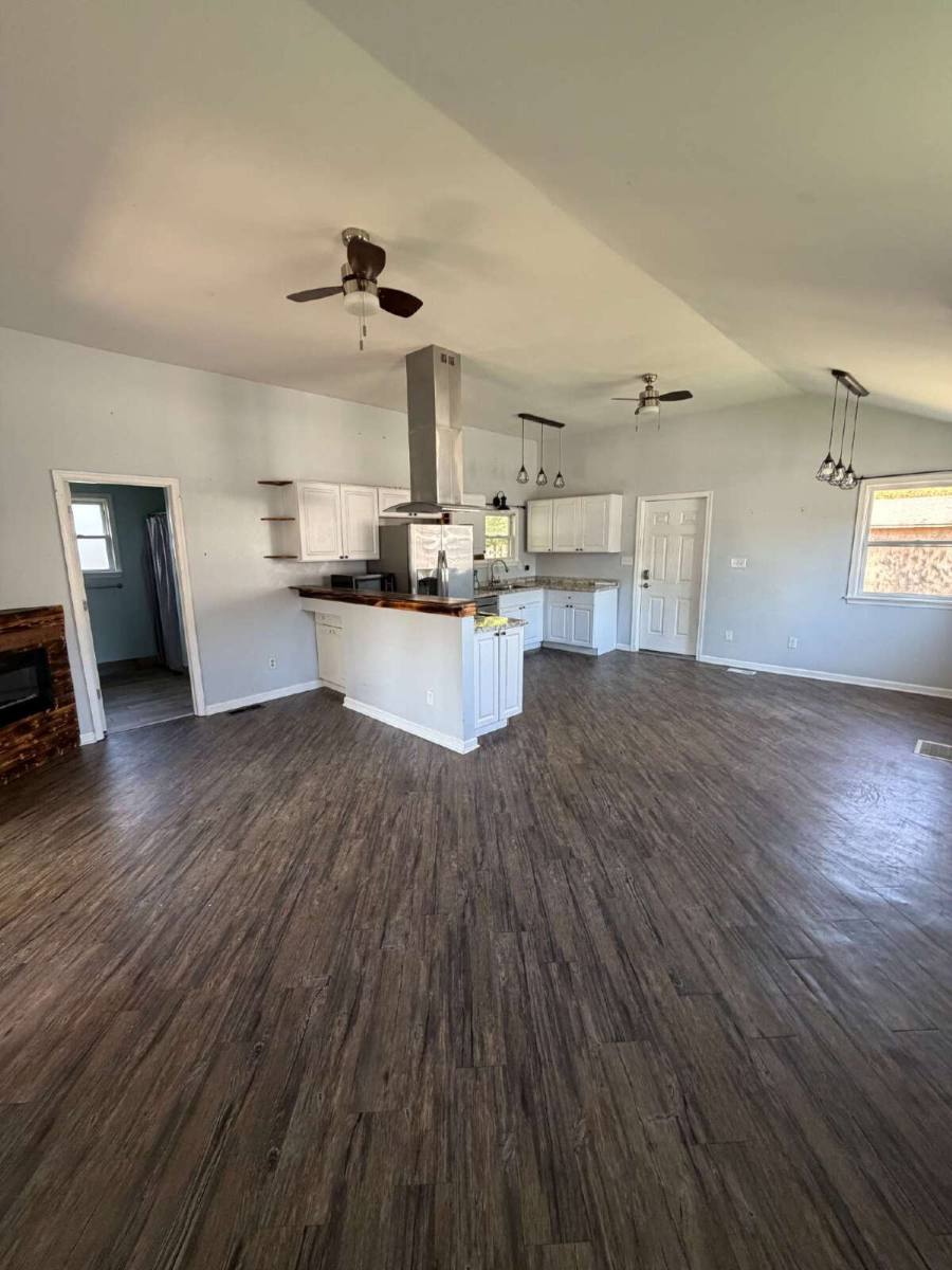 House for rent at 7810 E Rd, Pasadena, MD 21122