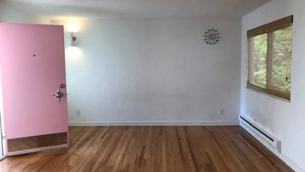 Apartment for rent at 2410 NW 57th St, Seattle, WA 98107