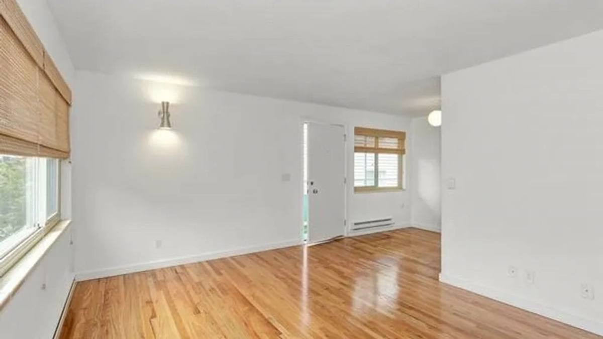 Apartment for rent at 2410 NW 57th St, Seattle, WA 98107