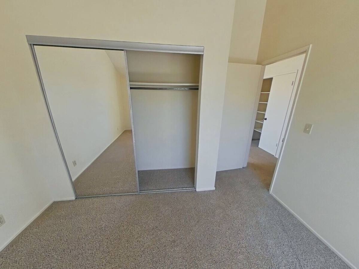 Apartment for rent at 99 N Ashwood Ave, Ventura, CA 93003