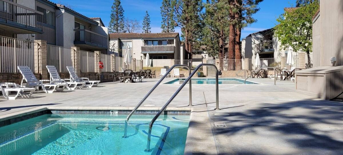 Apartment for rent at 99 N Ashwood Ave, Ventura, CA 93003