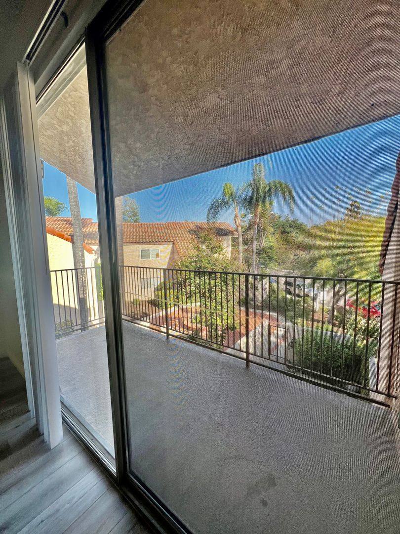 Condo for rent at 23401 Park Sorrento #22, Calabasas, CA 91302
