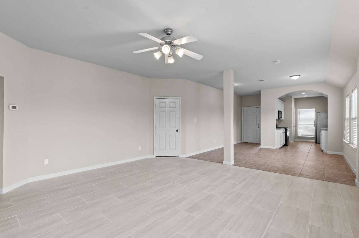 House for rent at 14703 Briceland Springs Dr, Houston, TX 77082